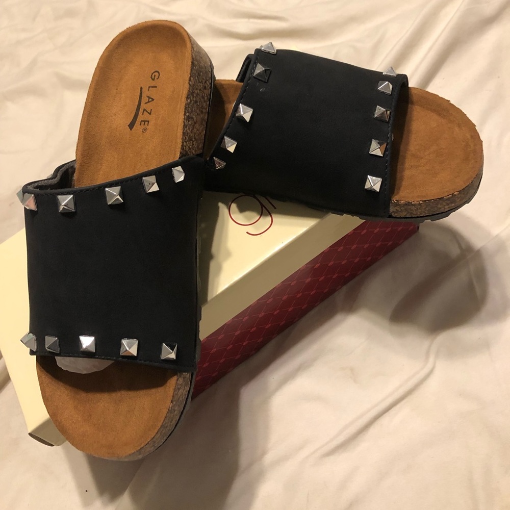 GLAZE BLACK SLIDES